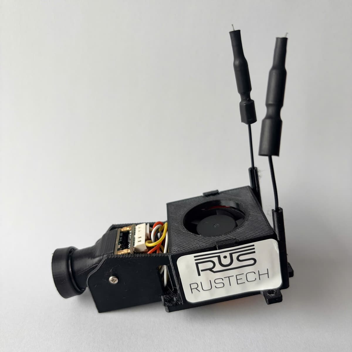 RT-CAM – Hệ Thống Truyền Hình Ảnh Số Độ Trễ Thấp & Phân Tích AI Tầm Xa